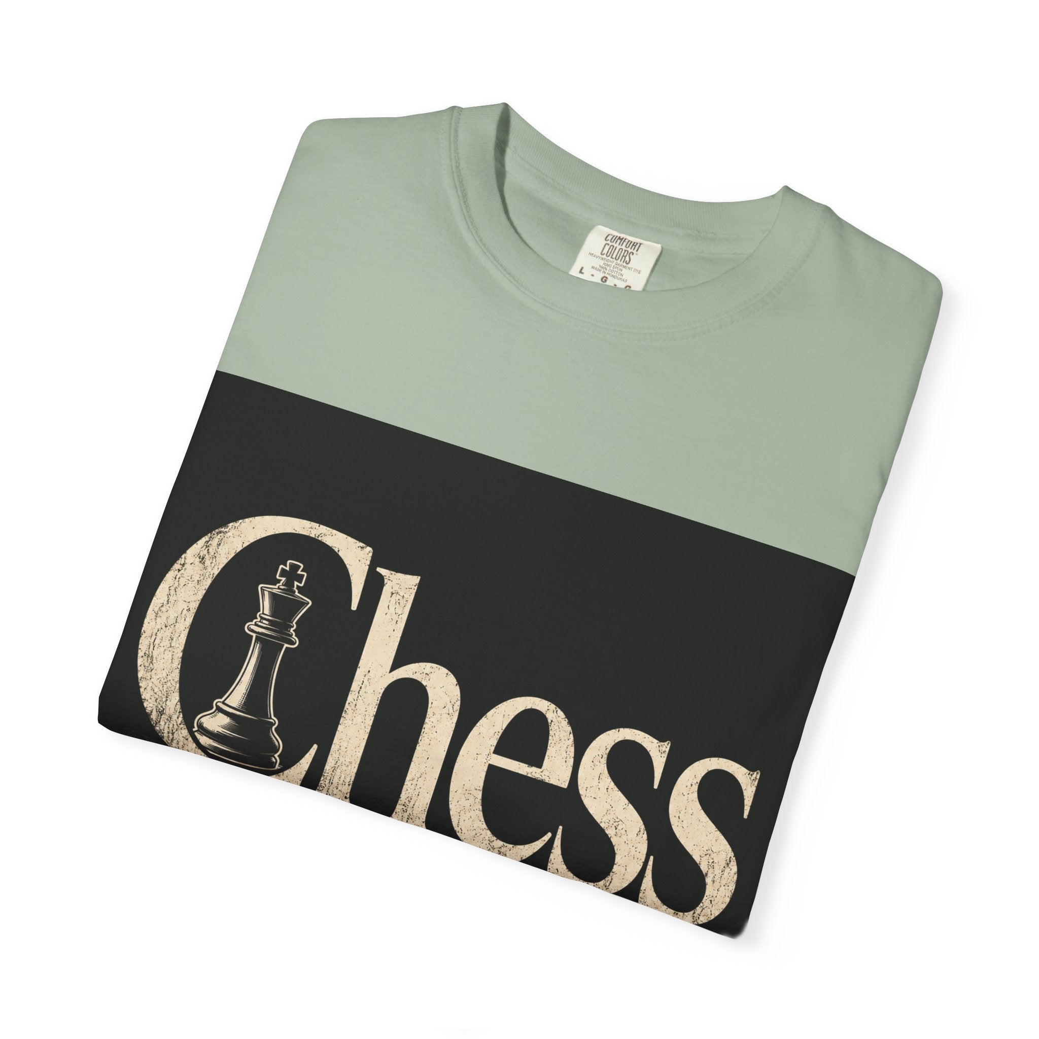 Chess Quote T-Shirt — “He didn't lose the crown, he decided to give it up” Magnus Carlsen